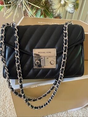 MK Crossbody Purses Small Come With Box 7.5x5.5 NWOT